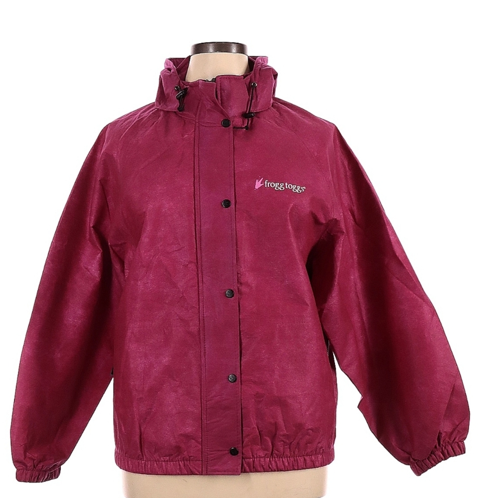 NWT Frogg Toggs lightweight rain jacket with hood Berry pink purple size XL